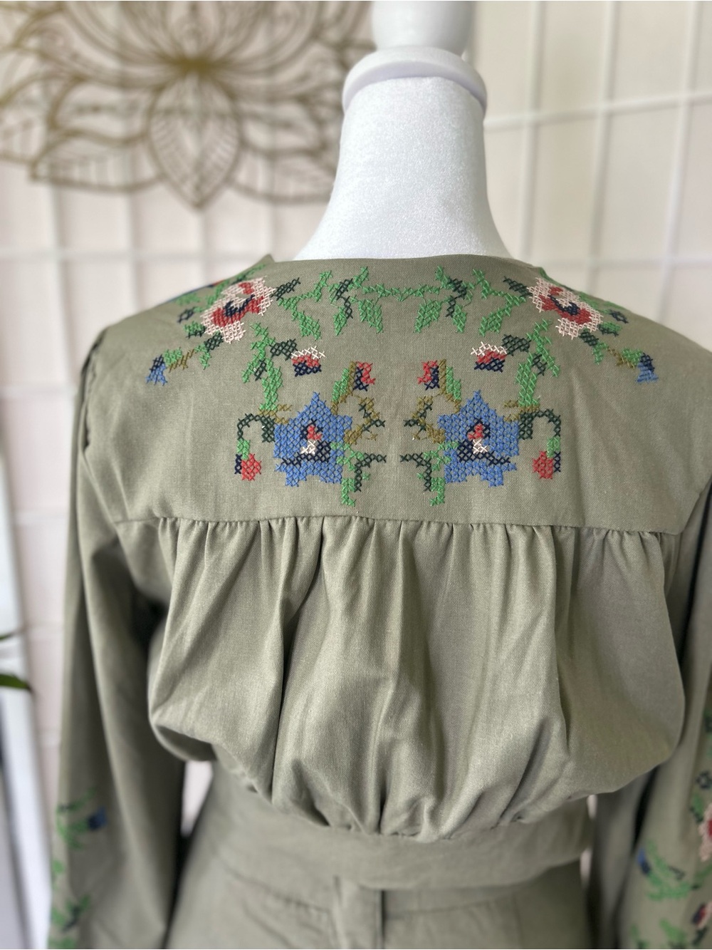 🌿✨ Rose Velvet Embroidered Two-Piece Set | NWT | Size M